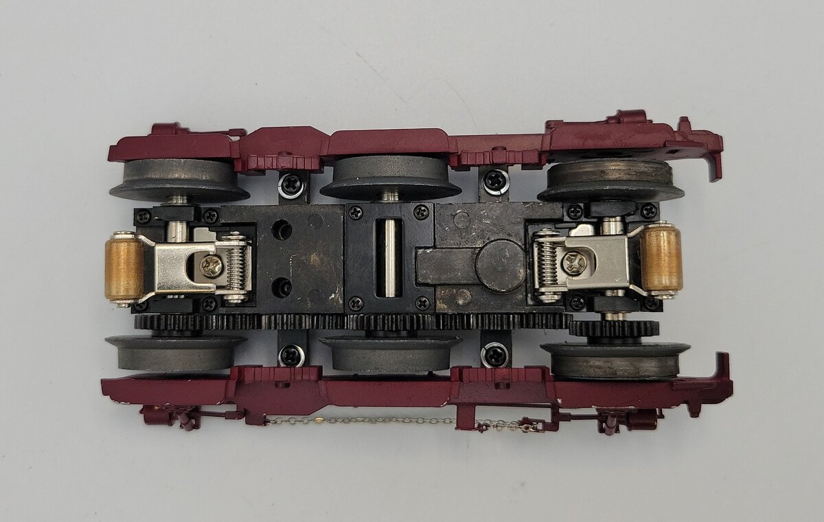Lionel 38942-765 O Gauge Diecast Maroon ES44AC 6-Wheel Rear Power Truck w/ Chain