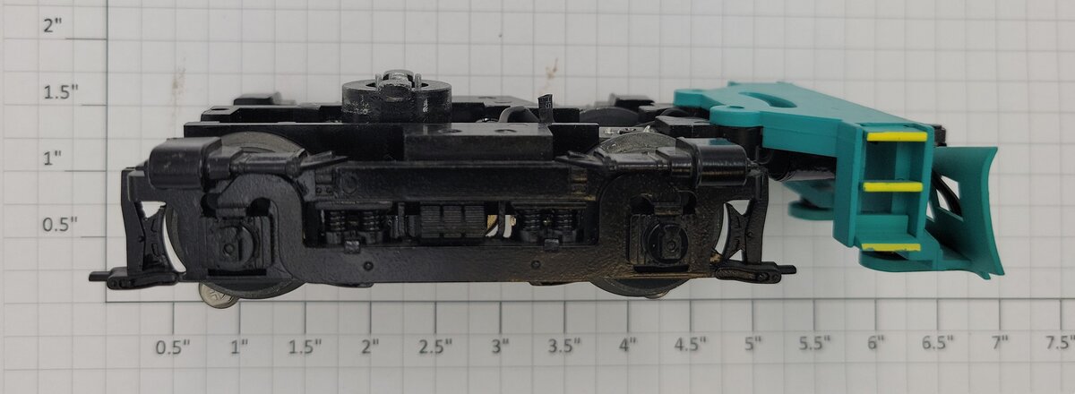 Lionel 1933022-25 Central Vermont RS-11 Diesel Motor Truck w/ Pilot #3611
