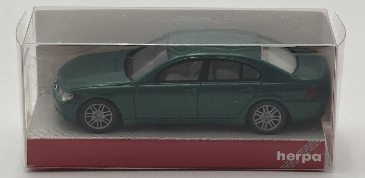 Herpa 033053 HO Green BMW 7 Series
