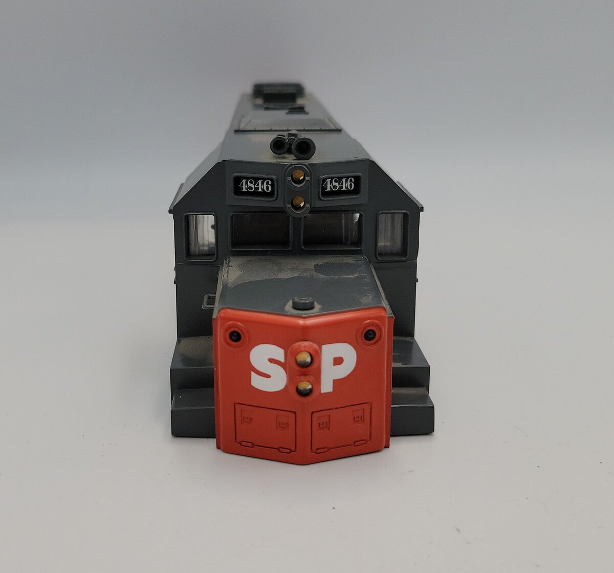 Lionel 82827-3 Southern Pacific Lionchief Plus GP-38 Diesel Body Shell #4846