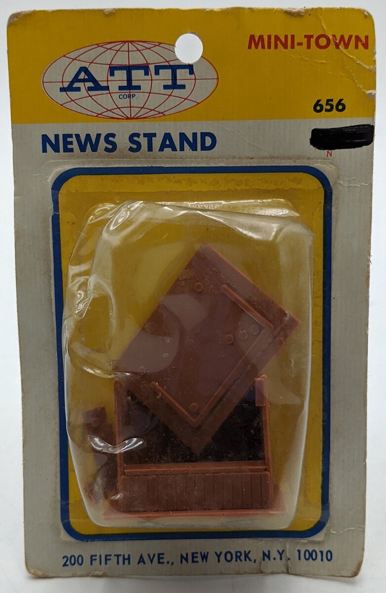 ATT 656 HO Scale Mini-Town News Stand Building Kit