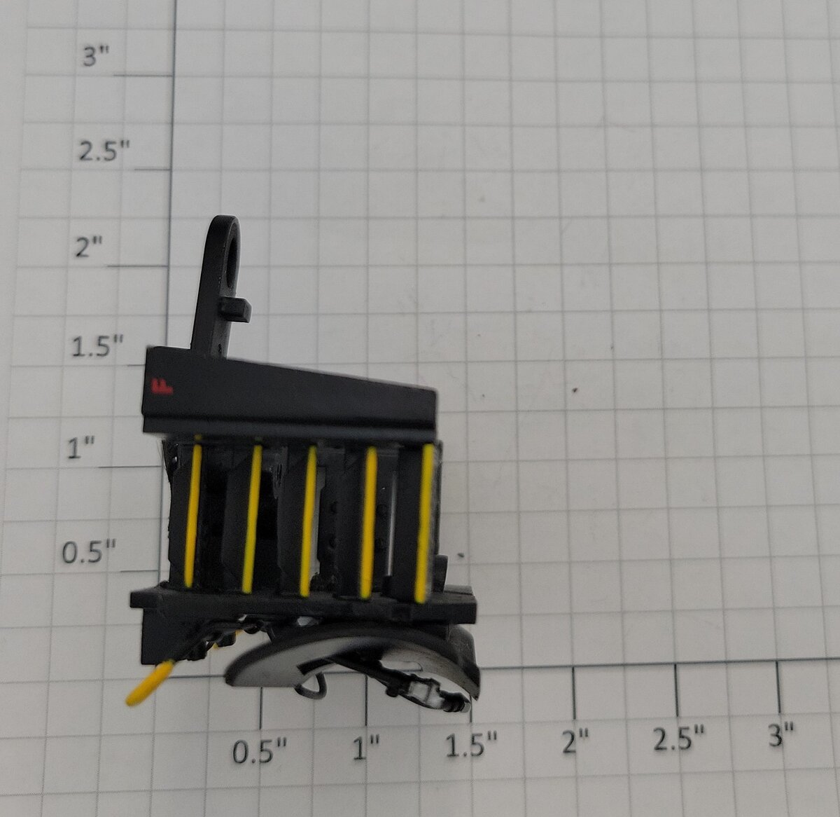 Lionel 38956-651 O Gauge Diecast ES44AC Black/Yellow Front Pilot w/ Plow