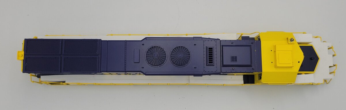 Lionel 5226-1 O Gauge Santa Fe Legacy SD40-T Diesel Locomotive Body Shell #5226