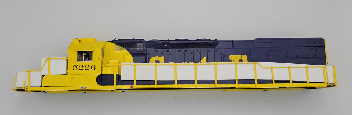 Lionel 5226-1 O Gauge Santa Fe Legacy SD40-T Diesel Locomotive Body Shell #5226