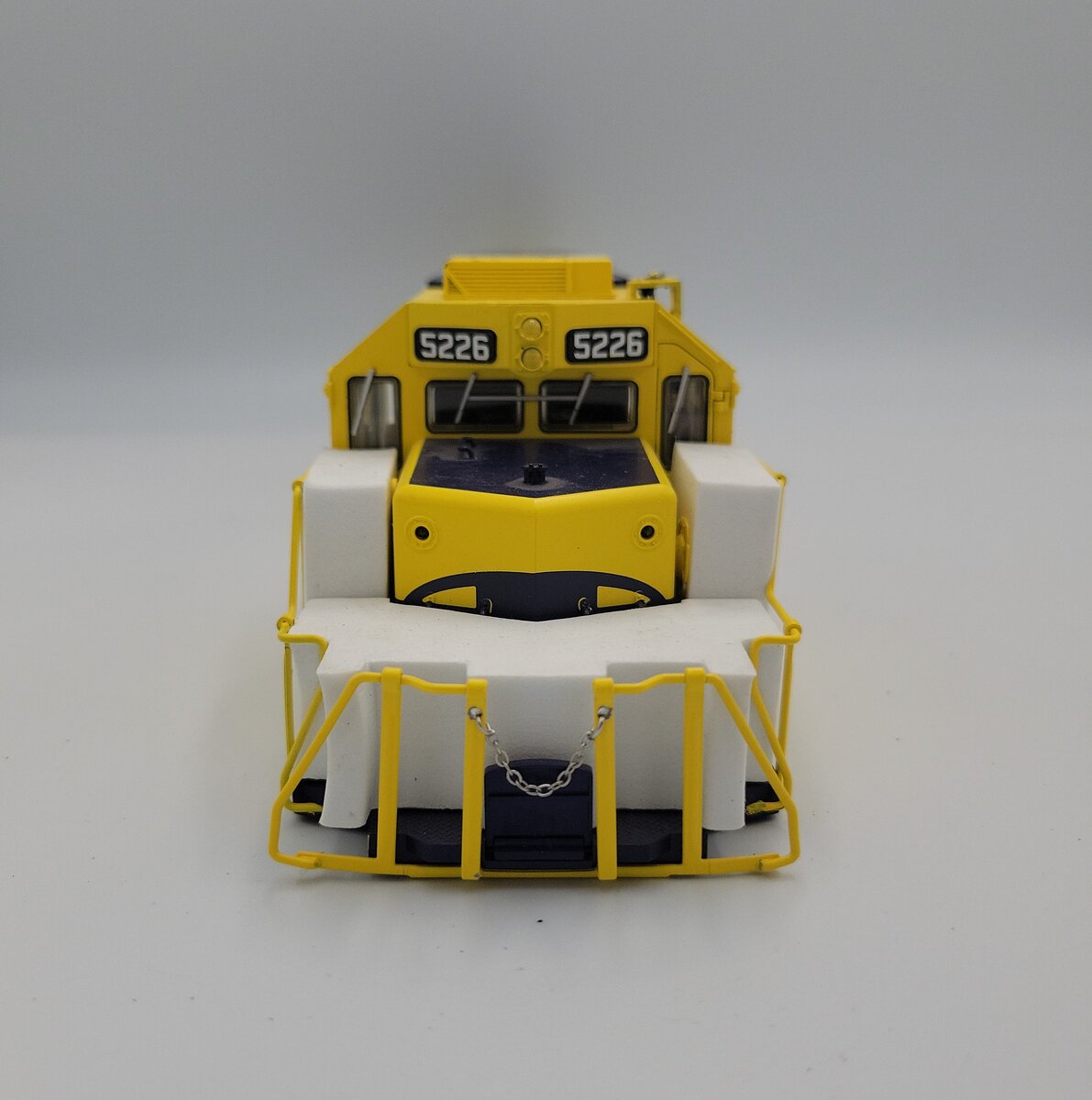 Lionel 5226-1 O Gauge Santa Fe Legacy SD40-T Diesel Locomotive Body Shell #5226
