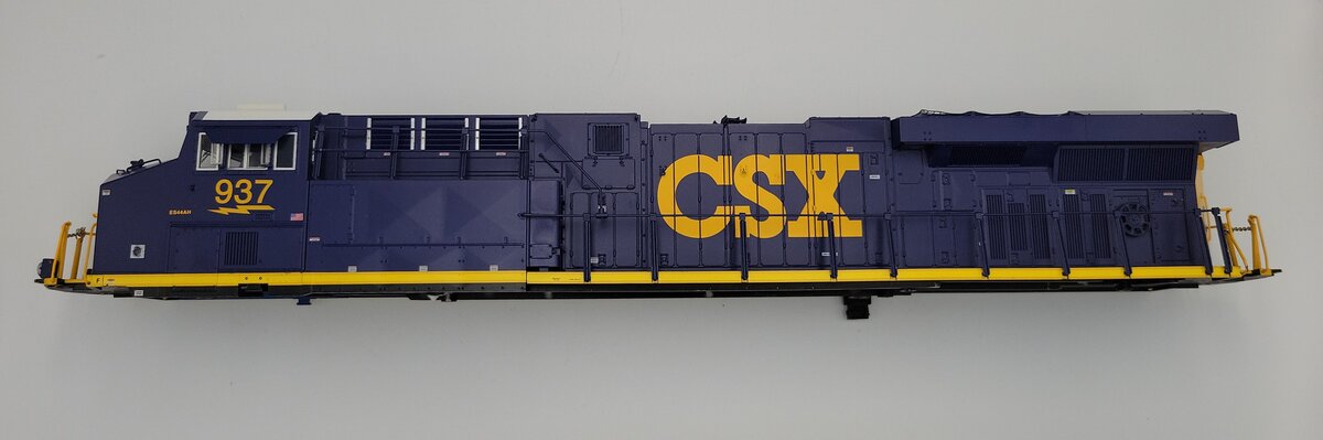 Lionel 81160-2 O CSX Scale ES44AC Diesel Loco Body Shell w/ Radiator Cover #937