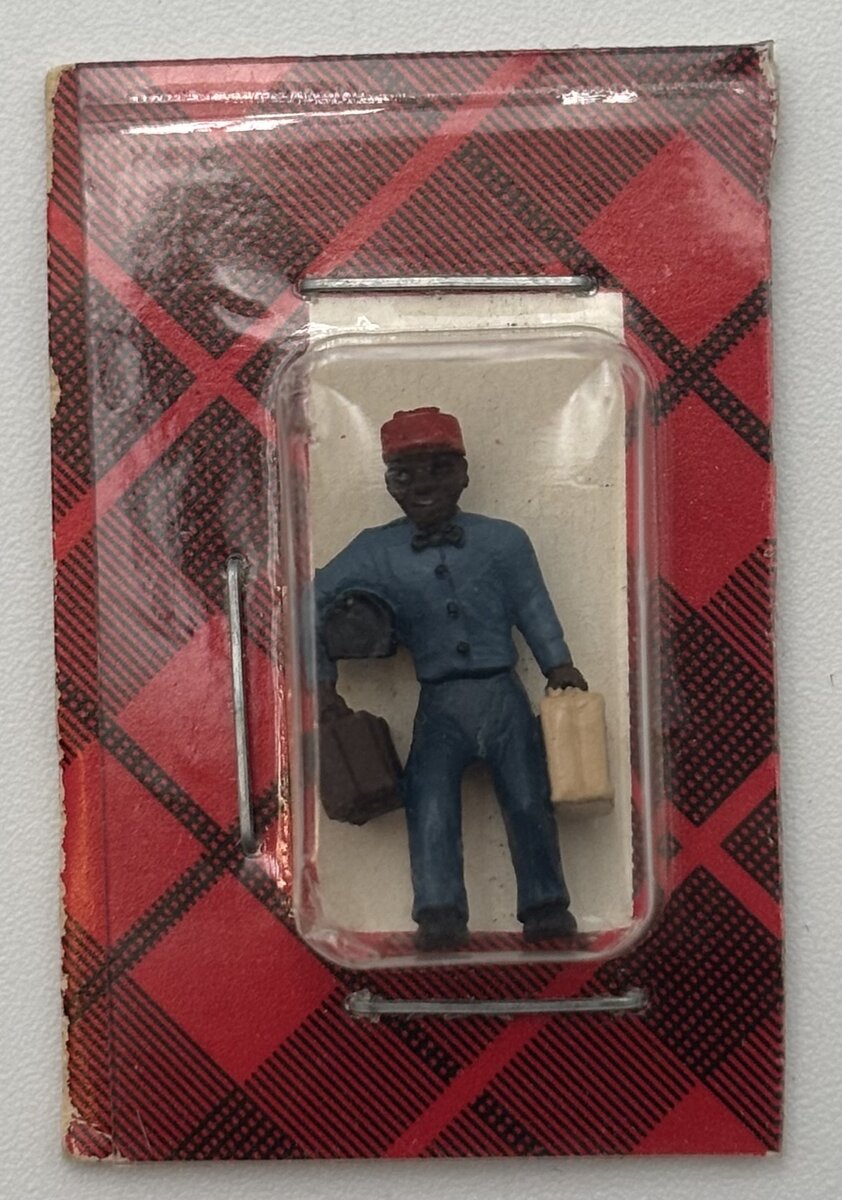 Campbell Scale Models 1202 HO Red Cap-Luggage Man Figure