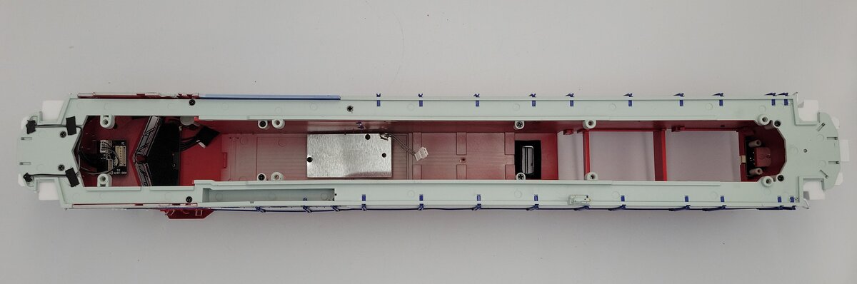 Lionel 3115-2 BTO BC Rail Heritage ES44AC Diesel Locomotive Shell #3115