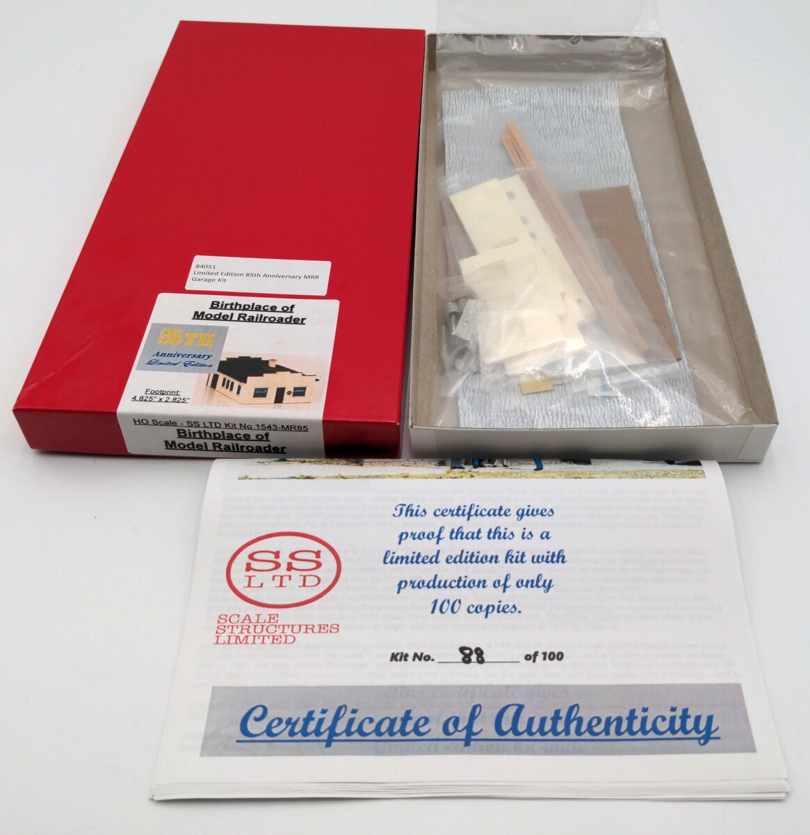 Model Railroader 1543 1:87 Scale SS LTD Building Kit