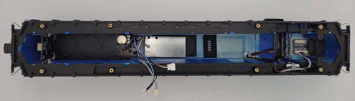 Lionel 85034-2 O Gauge Montana Rail Link Legacy Diesel Locomotive Shell #320