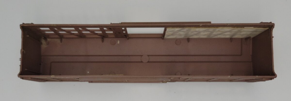 Lionel 3434-1 Brown Chicken Coop Car Body Shell #3434