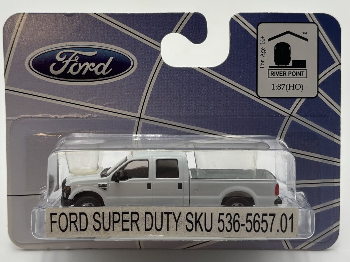 River Point Station 536-5657.01 HO White Ford Super Duty Truck