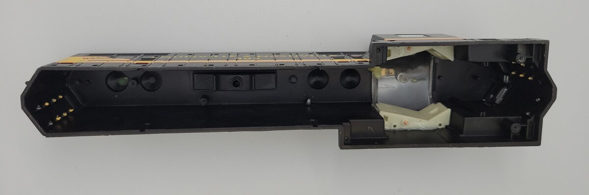 Lionel 84109-2 L&N Lionchief Plus GP-7 Diesel Locomotive Body Shell #405