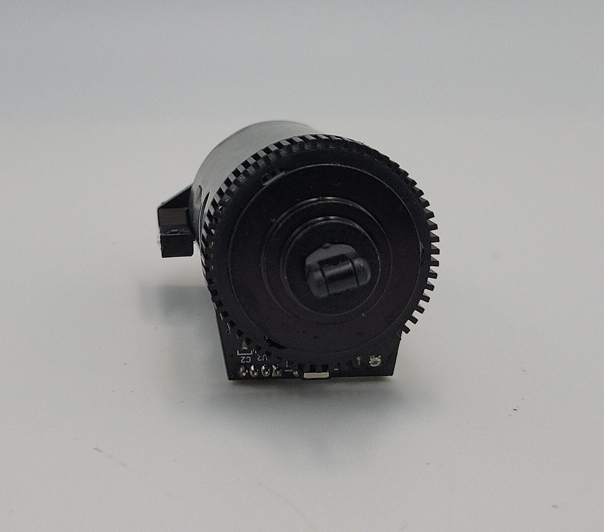 Lionel 38382-101 O Gauge Liondrive DC Motor w/ Flywheel & Sensor w/o U-Joints