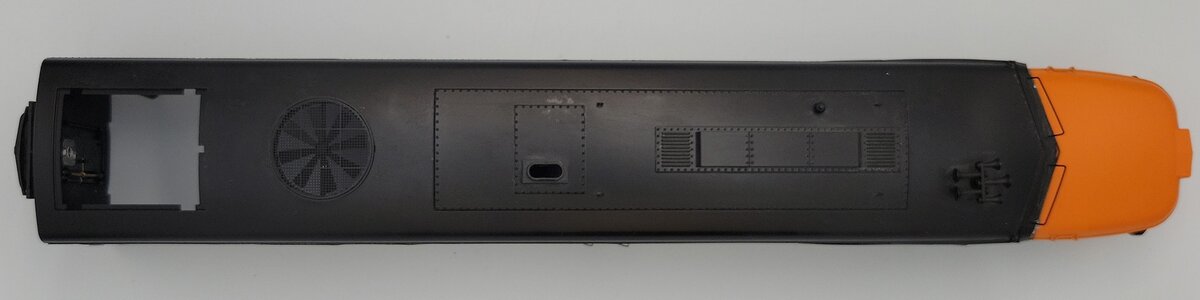 Lionel 1933201-2 O Gauge Southern Pacific Legacy Diesel Locomotive Shell #6039