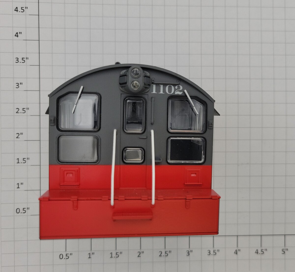 Lionel 2133130-5 O Gauge Southern Pacific Legacy Gray & Red SW-8 Cab #1102