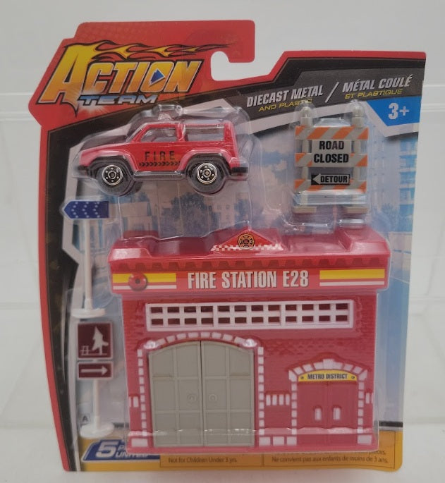 Greenbrier International 21429 Action Team Fire Station E28 W/1Car & 3 Signals