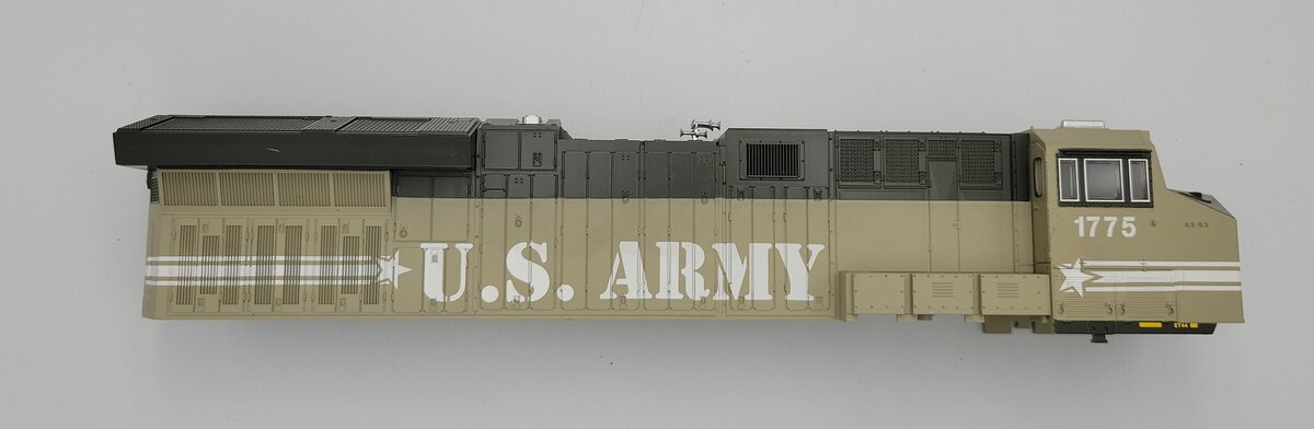 Lionel 2445180-1 O Gauge U.S. Army ET44 Diesel Locomotive Body Shell #1775