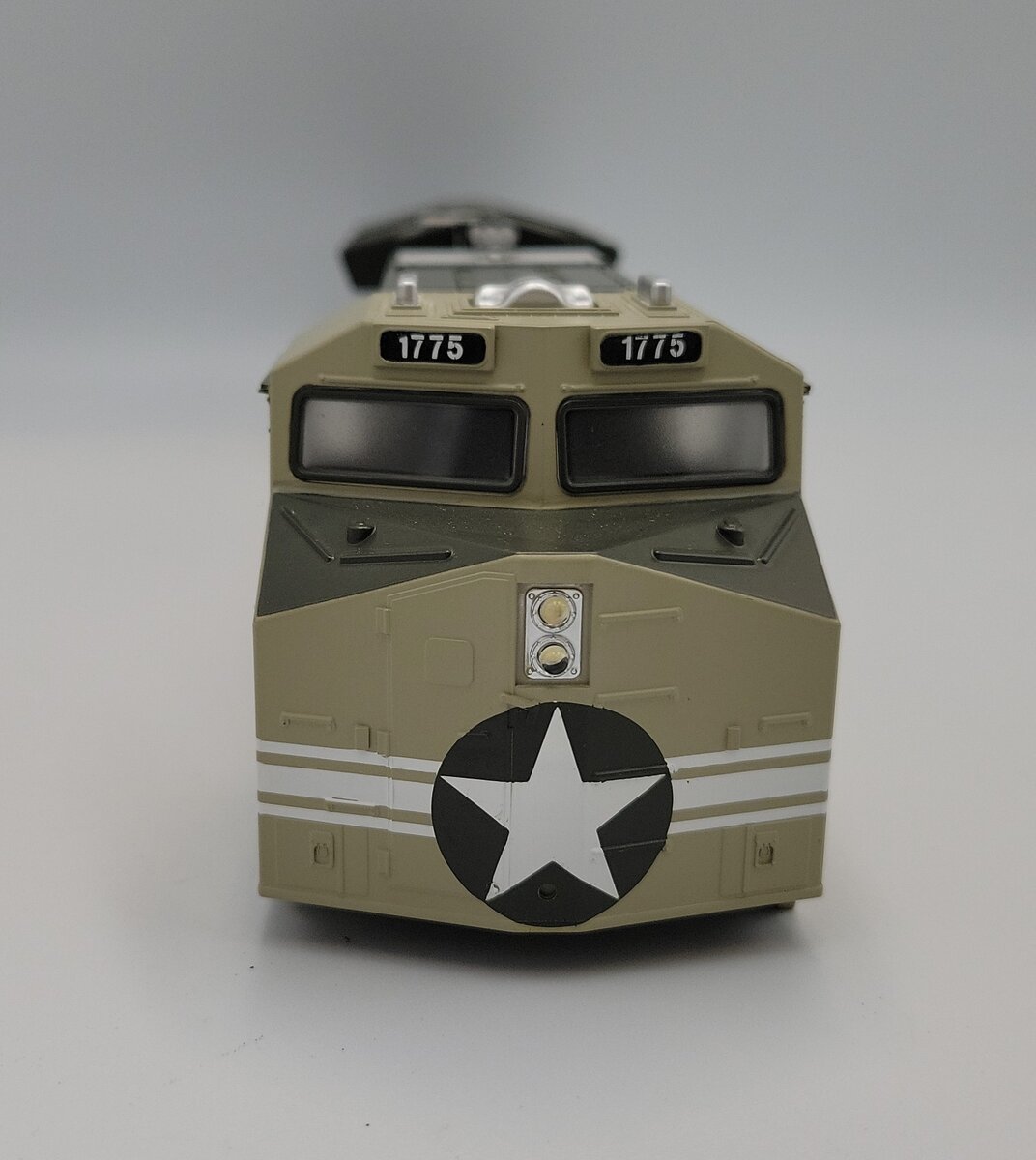 Lionel 2445180-1 O Gauge U.S. Army ET44 Diesel Locomotive Body Shell #1775