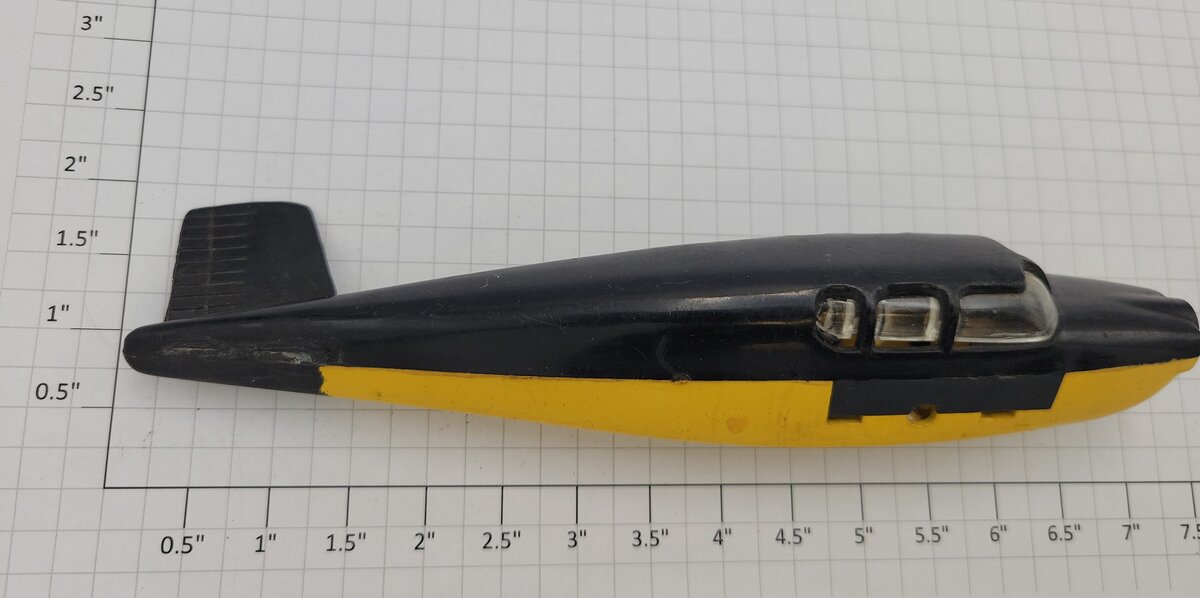 Lionel 6800-60 Black / Yellow Plane Fuselage without Wings and Propeller