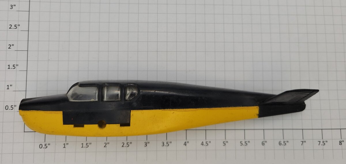 Lionel 6800-60 Black / Yellow Plane Fuselage without Wings and Propeller
