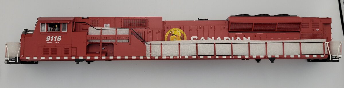 Lionel 82757-2 O Gauge Canadian Pacific Legacy Diesel Locomotive Shell #9116