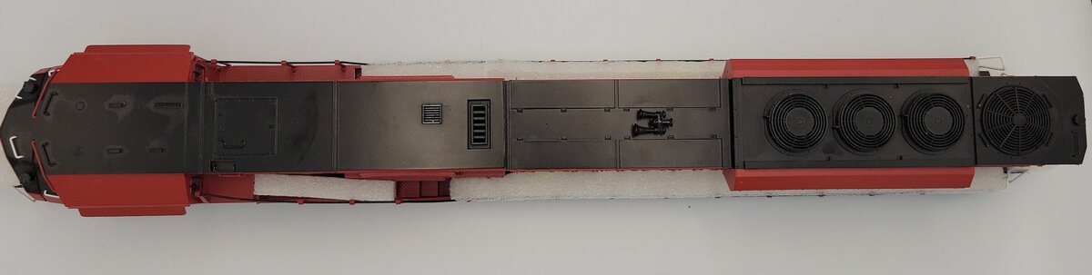 Lionel 82757-2 O Gauge Canadian Pacific Legacy Diesel Locomotive Shell #9116