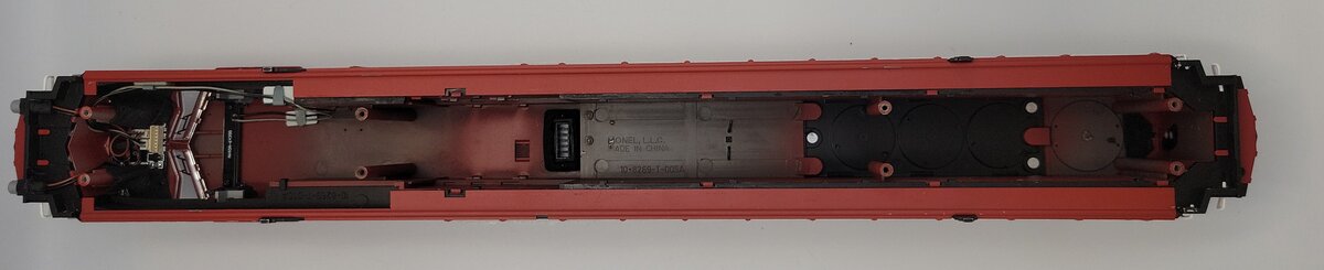 Lionel 82757-2 O Gauge Canadian Pacific Legacy Diesel Locomotive Shell #9116