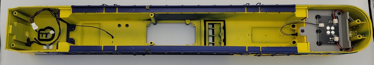 Lionel 2133510-1 O Gauge PRR Brunswick Green F-7 A Diesel Loco Body Shell #9656