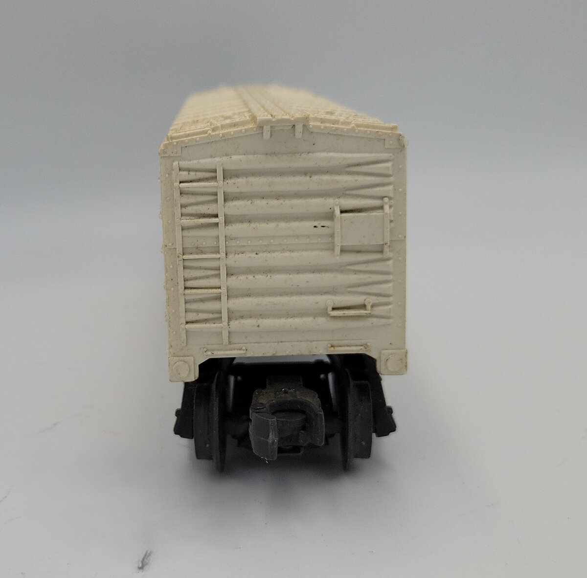 Lionel 6472 Vintage O Lionel Lines Non-Operating Refrigerator Car w/o Steps