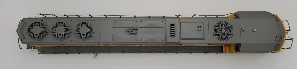 Lionel 84411-2  O Gauge Union Pacific Diesel Locomotive Body Shell #6165
