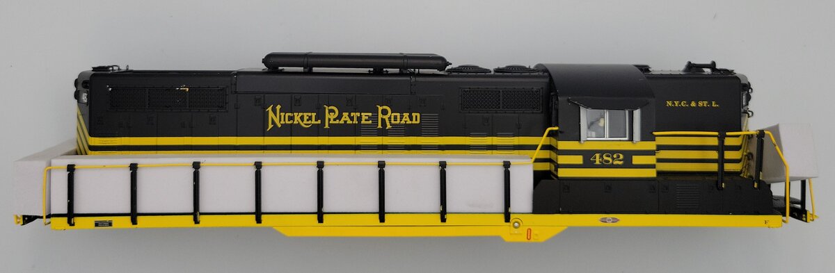 Lionel 84276-3 N.Y.C.& ST.L. NPR Torpedo Legacy Diesel Loco Shell #482