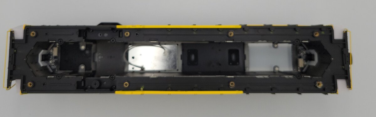 Lionel 84276-3 N.Y.C.& ST.L. NPR Torpedo Legacy Diesel Loco Shell #482
