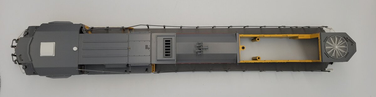 Lionel 85058-2 UP Building America SD70ACe Diesel Locomotive Body Shell #8665