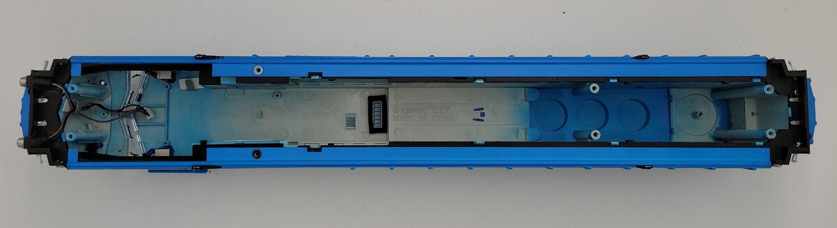 Lionel 2034061-1 Conrail SD80MAC Diesel Locomotive Body Shell #4100