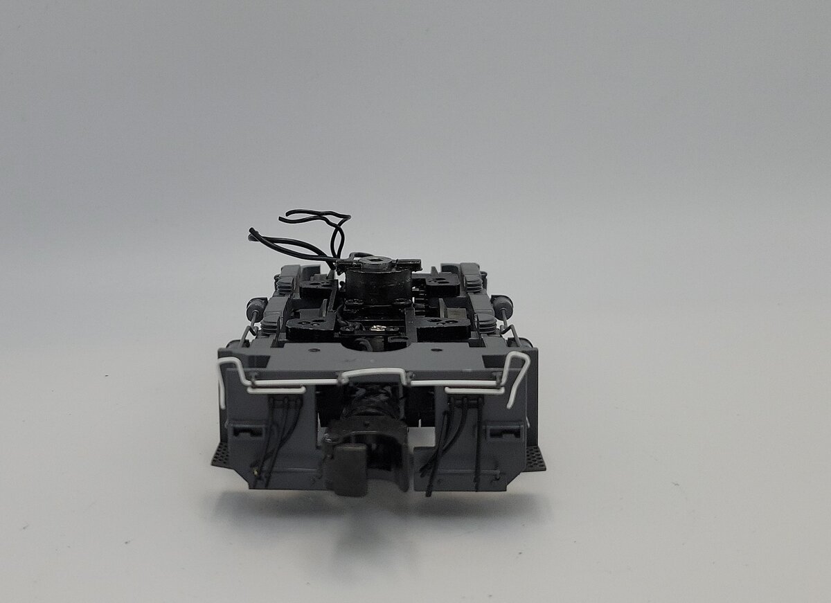 Lionel 38732-771 O SD70ACe Scale 6-Wheel Harbor Mist Rear Power Truck Assembly