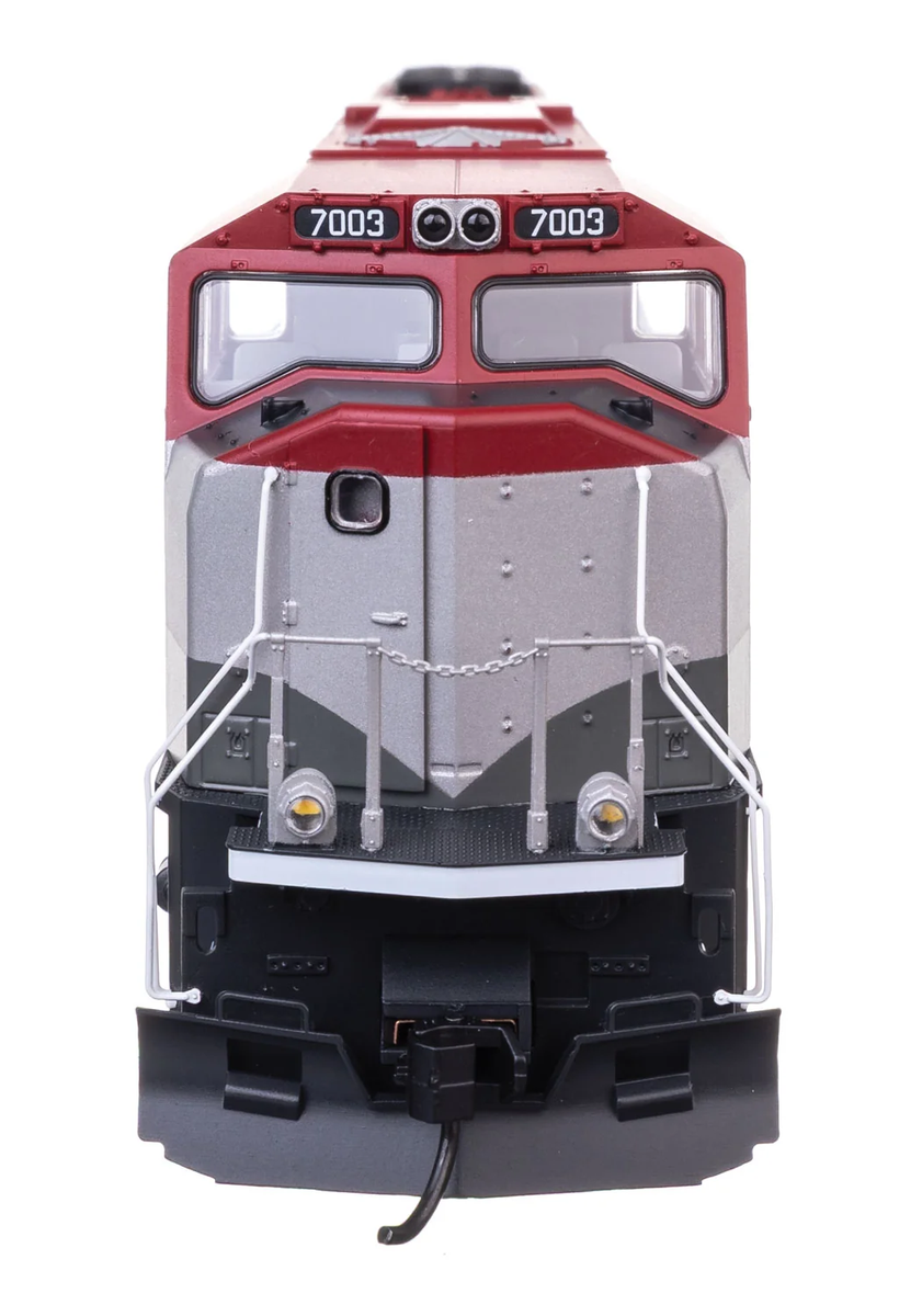 Walthers 910-11024 HO Electro-Motive Division EMD SD70M Diesel Locomotive #7003