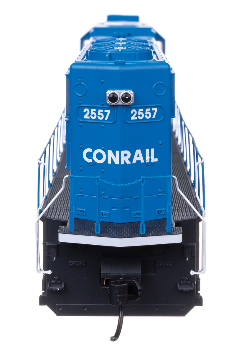 Walthers 910-21022 HO Conrail EMD SD70 Diesel Locomotive Sound and DCC #2557