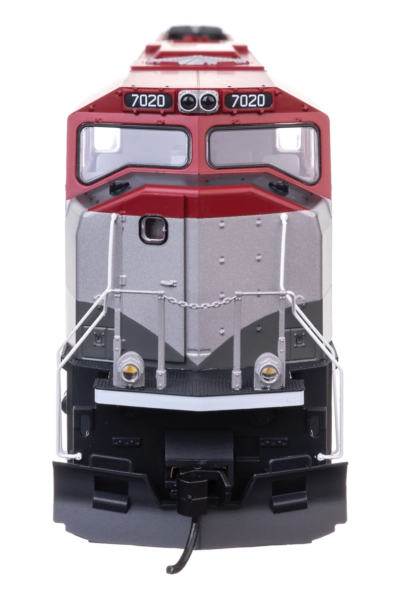 Walthers 910-21025 HO EMD EMD SD70M Diesel Locomotive Sound and DCC #7020
