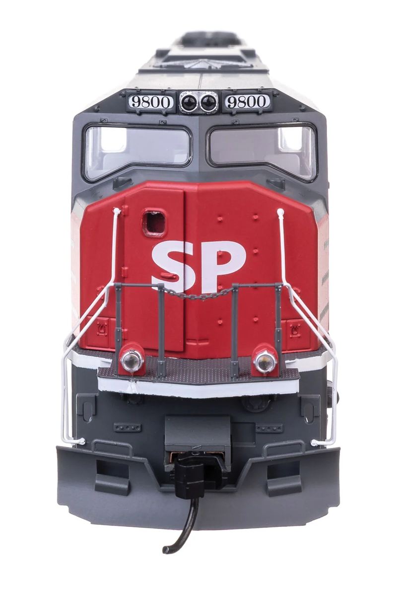 Walthers 910-21030 HO SP EMD SD70M Diesel Locomotive Sound and DCC #9800