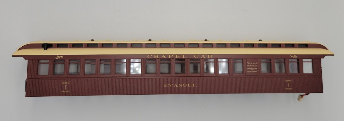 Lionel 2227610-1 O Gauge Brown w/ Beige Roof Evangel Chapel Passenger Car Shell
