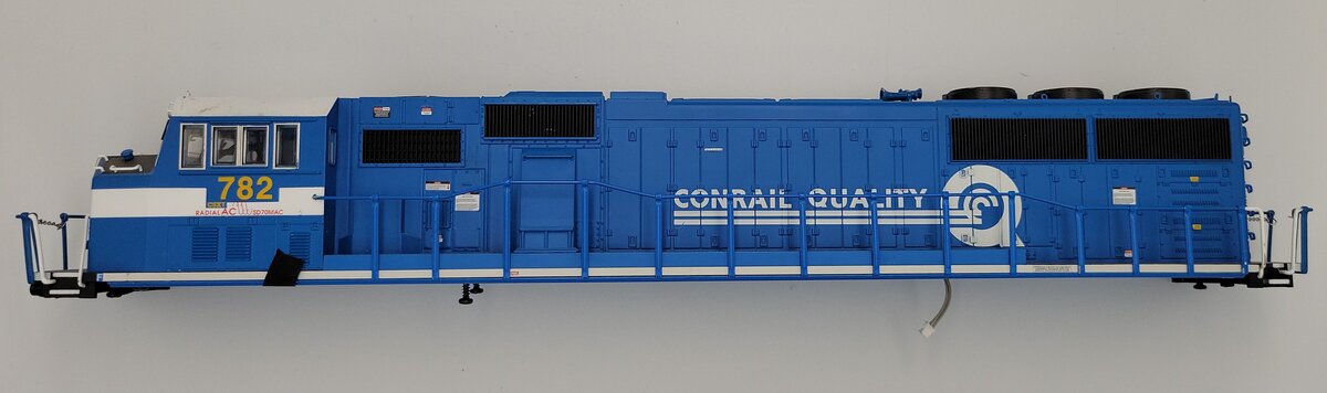 Lionel 782-2 O Gauge CSX Conrail Quality SD70MAC Diesel Locomotive Shell #782