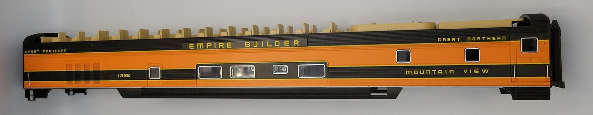 Lionel 2427120-1 GN Empire Builder Full Dome Passenger Car Shell #1392