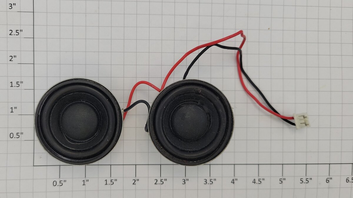 Lionel 11209-536 O Gauge 16 Ohm 2W 40mm OD Speakers with Wire (Set of 2)