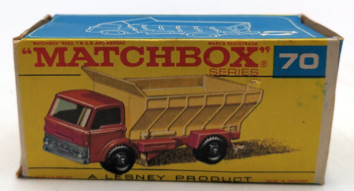 Lesney 70 1:64 Scale Diecast Matchbox Grit Spreader
