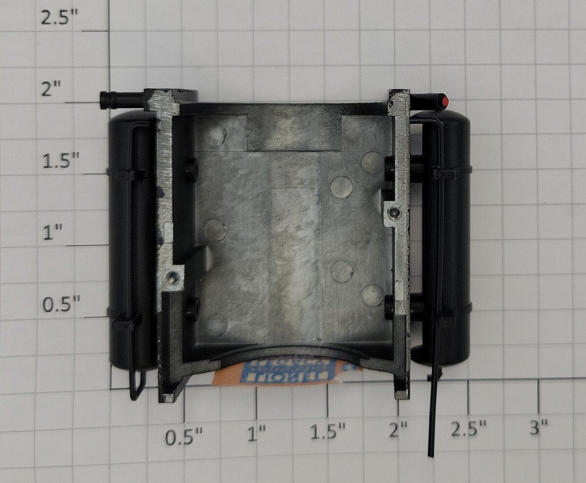 Lionel 83382-214 O Gauge Diecast NW-2 Diesel Switcher Fuel Tank