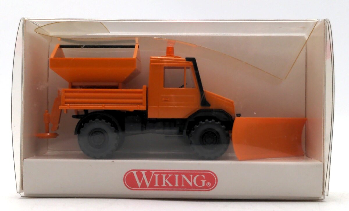 Wiking 646-02-26 1:87 Scale Unimog With Snow Removal Plow Salt Truck
