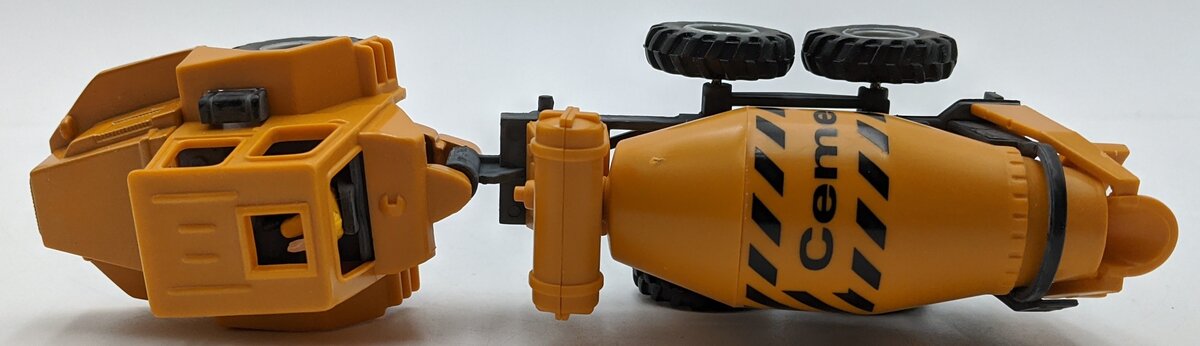 Smart Toys 10363 1:55 Diecast Cement Mixer Yellow