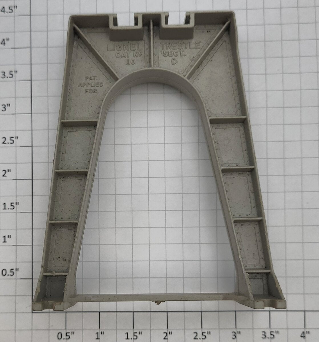 Lionel 110-13 Gray Plastic Trestle 