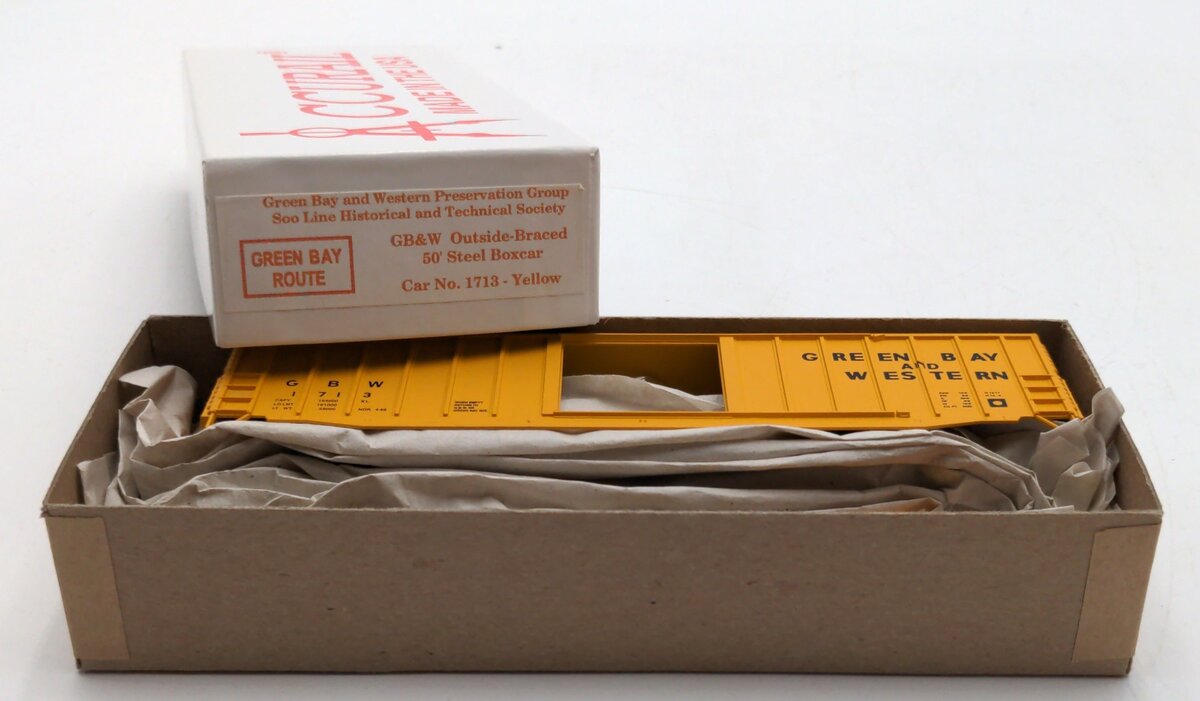 Accurail 1713 HO Scale GB&W Outside-Braced 50' Steel Boxcar Yellow Kit